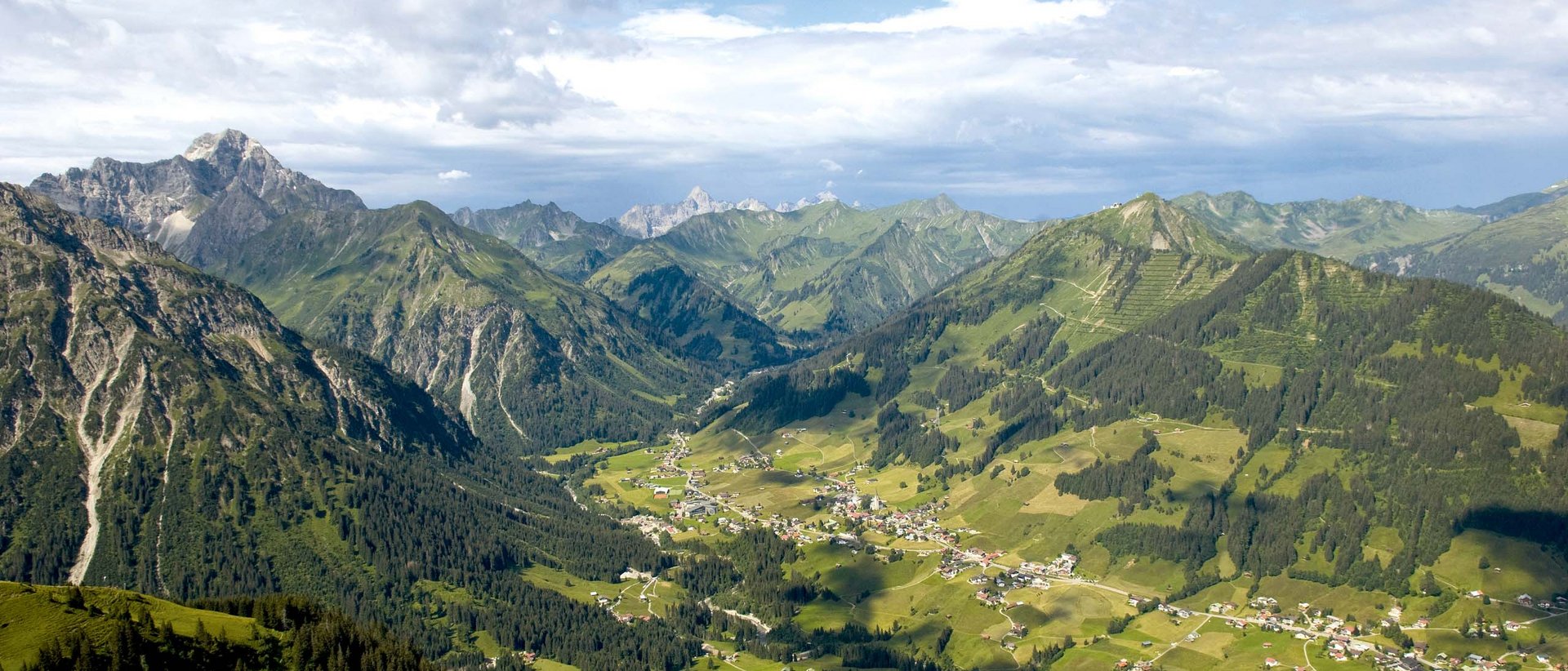 Urlaub im Kleinwalsertal: Hotel Gemma Urlaub im Kleinwalsertal: Hotel Gemma